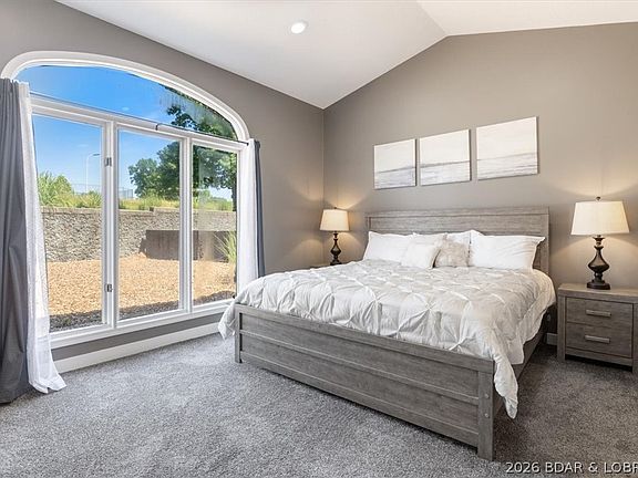 4th image of 576 Racquet Club Dr #407
