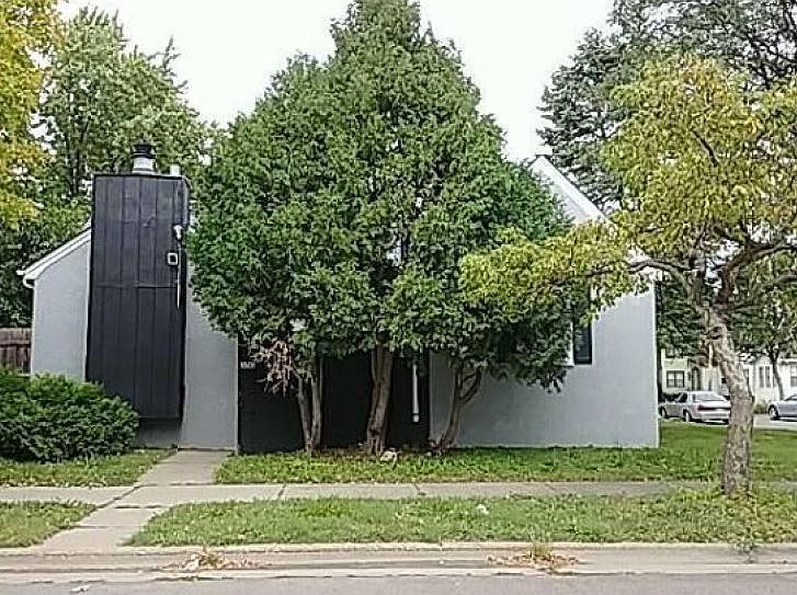 1st image of 1501 Newton Ave N