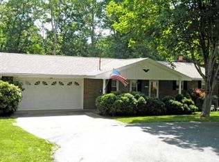 158 Laurel Ln, Washington, WV 26181