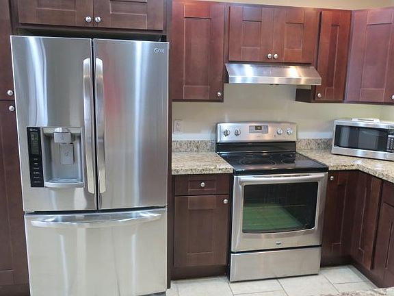 5th image of 11666 N 28th Dr Unit 247
