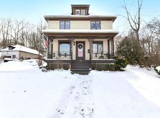 561 West Chestnut STREET, Burlington, WI 53105