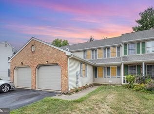 31 Greythorne Rd, Lancaster, PA 17603