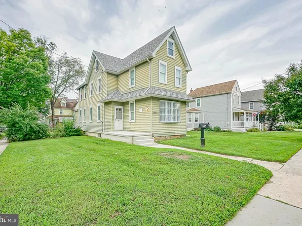 2835 N Centre St, Pennsauken, NJ 08109