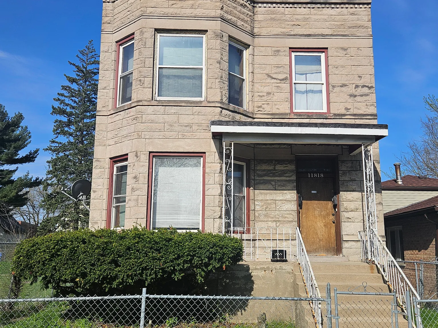 11818 S Wallace St — Photo 2