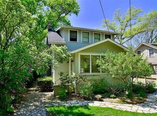 424 South St, Geneva, IL 60134