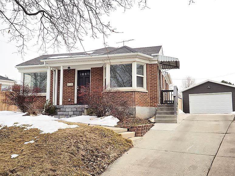 1st image of 2029 E Stratford Dr