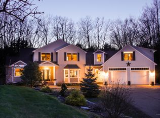 22 Adams Ln, Ogunquit, ME 03907