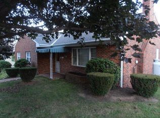 1233 Spring Garden St, Pottsville, PA 17901