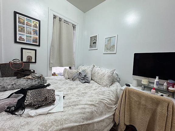 5th image of 128 Thompson St APT 6