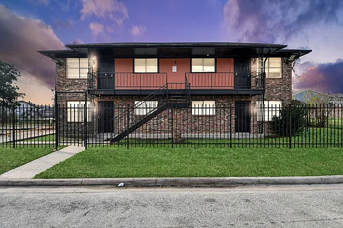 1320 Griffin St #4 Photo 1
