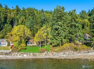 1730 Beans Bight Rd NE, Bainbridge Island, WA 98110
