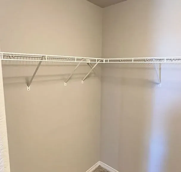 5423 Hammond Dr — Photo 17