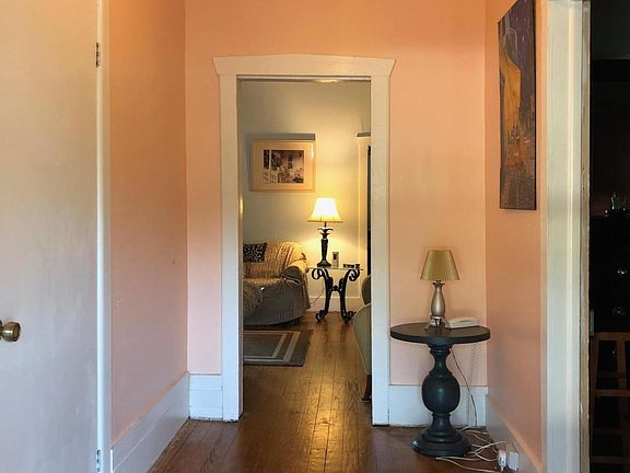 5th image of 815 N Atlantic Ave