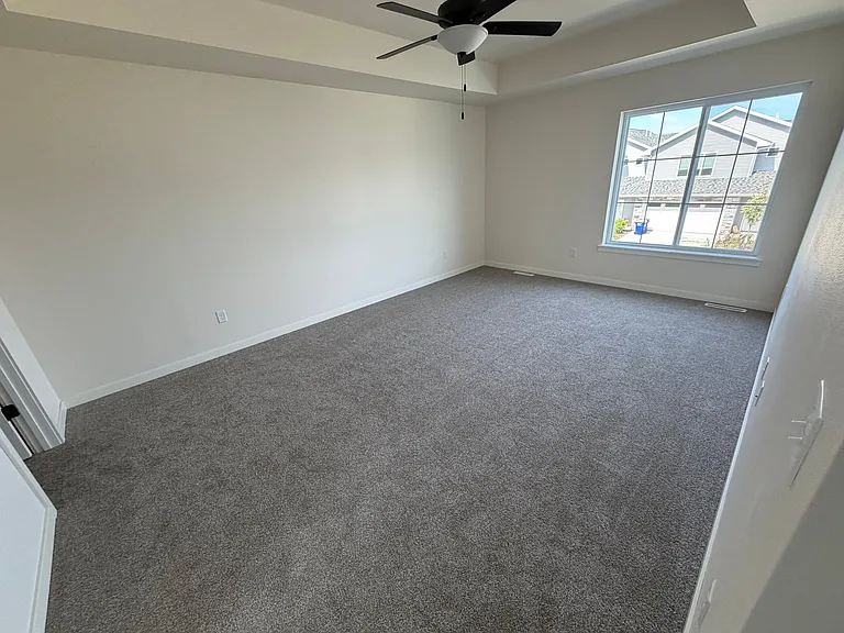 1648 Aspen Ct — Photo 11