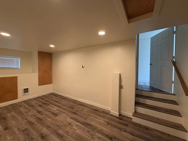 304 W Willis St — Photo 9