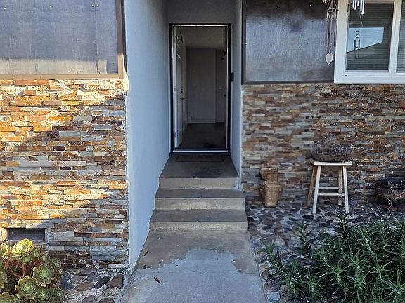 2nd image of 1719 Tomah Ave