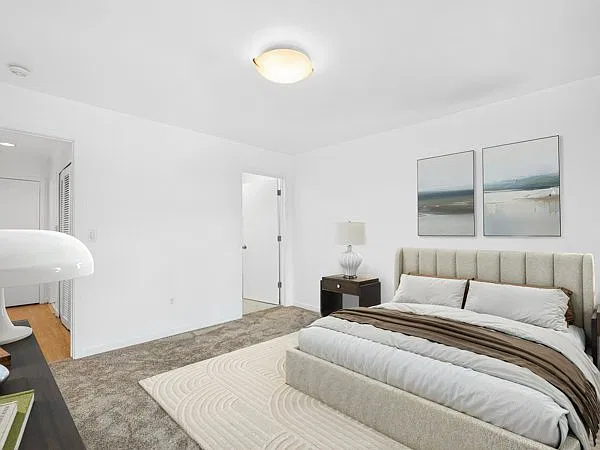 1 bed, 950 sqft, $1,200 — Photo 2