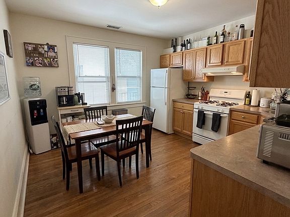 5th image of 45 Hamilton Pl #2L