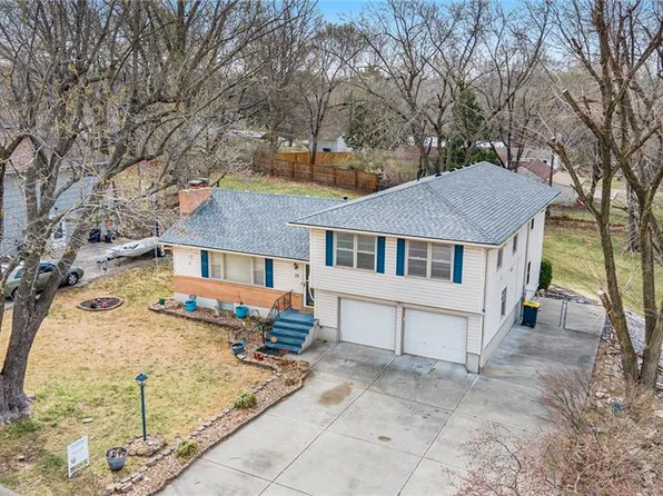 21 NW 78th Ter, Gladstone, MO 64118