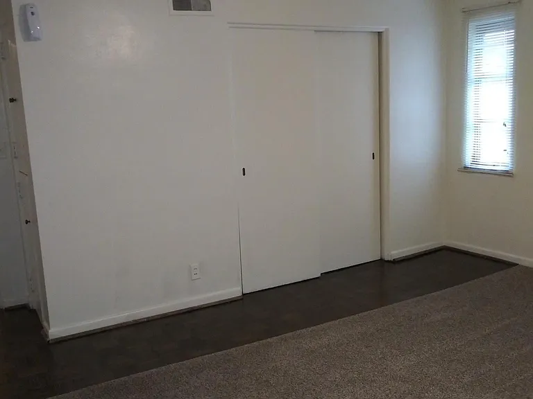 4255 Knollton Rd — Photo 32
