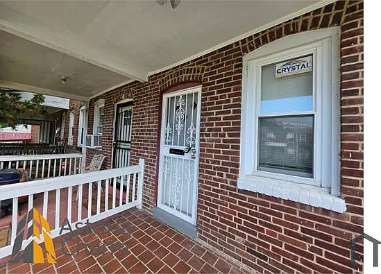 1418 Dukeland St — Photo 24