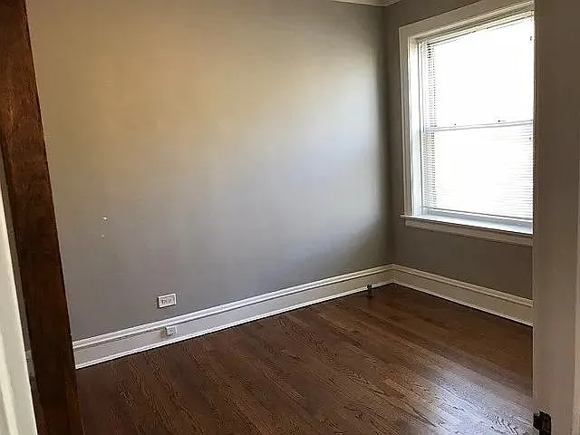 5758 N Maplewood Ave #1 — Photo 7
