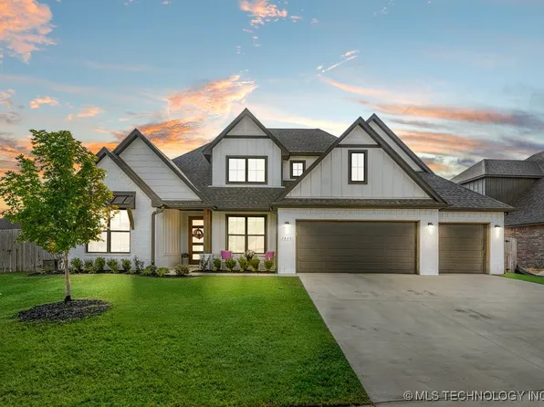 1413 N 70th St, Broken Arrow, OK 74014