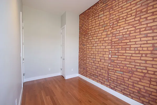 Rented by Nooklyn NYC LLC | media 15