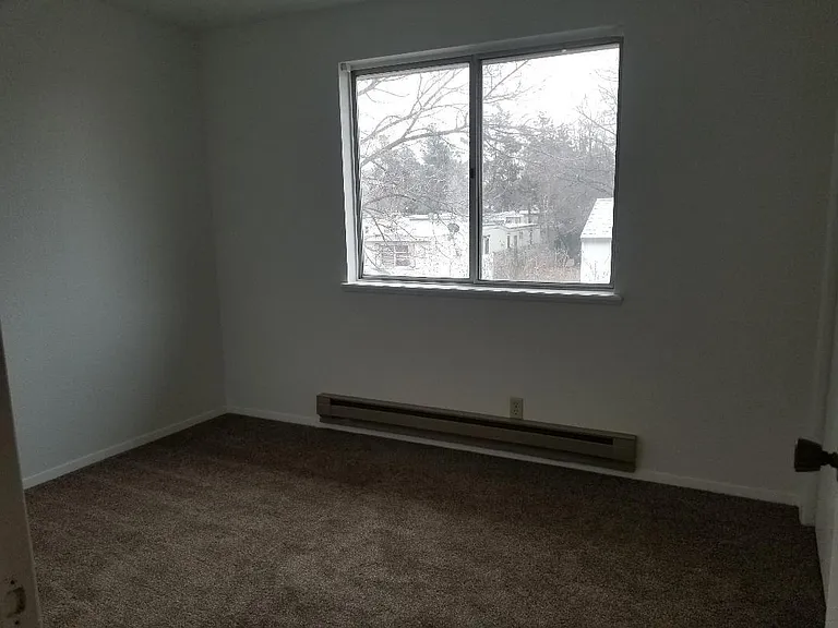 6738 W Westwood Ln — Photo 5