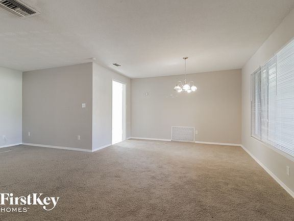 2nd image of 1605 Thomas St