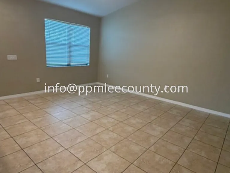 1841 NW 20th Ave — Photo 5