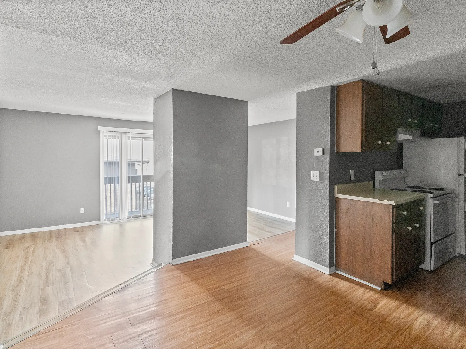 1 bed, 1000 sqft, $825 — Photo 1