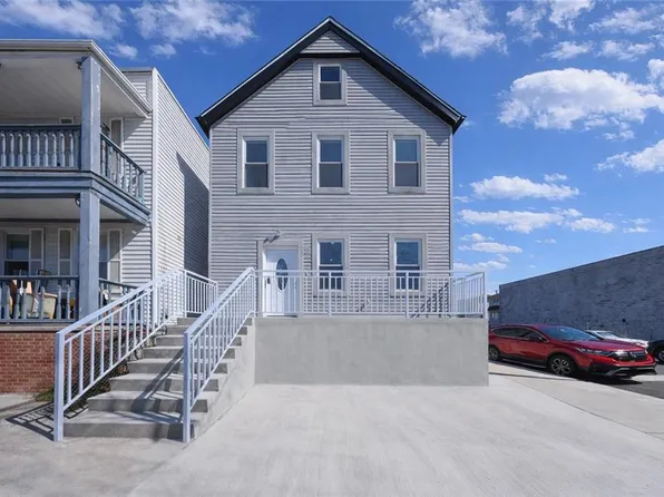 73 Irving Pl, Staten Island, NY 10304