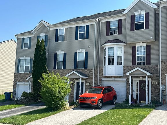2nd image of 3887 Cannon Ct