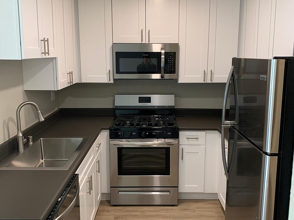 1st image of 3773 32nd St