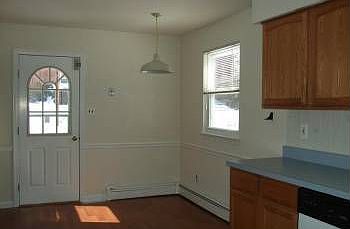 3rd image of 88 W Essex Ave