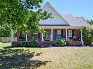 17003 Yancy Dr, Athens, AL 35613