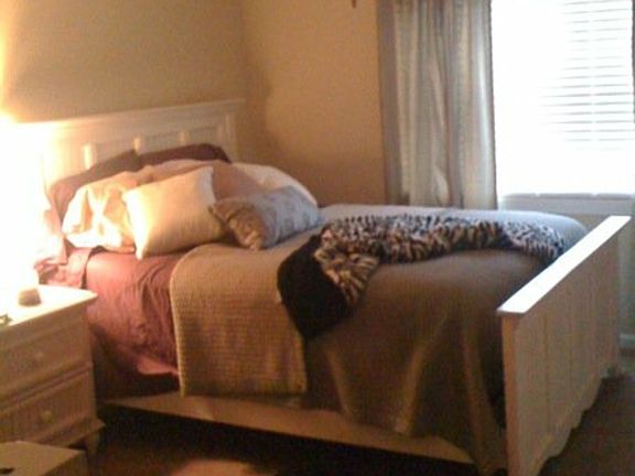 2nd image of 828 Malabu Dr APT 206