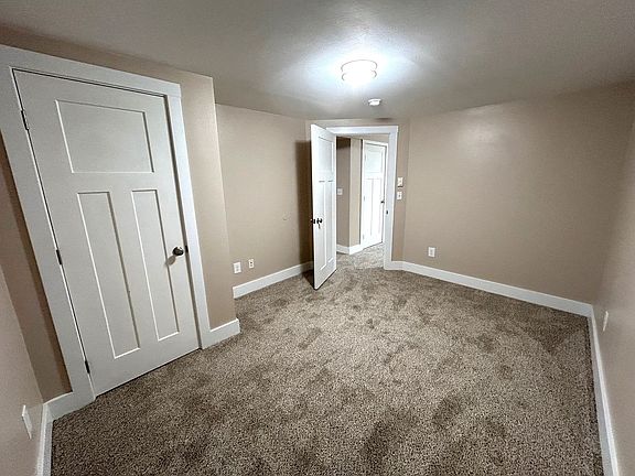 5th image of 3208 Lombard Ave #B