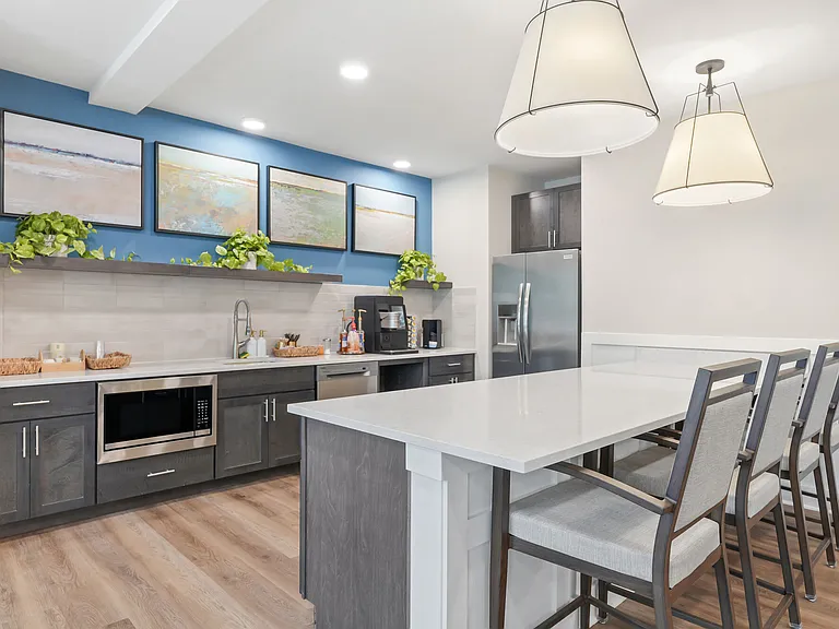 THE CASCADE AT FOUNDRY CREEK — Photo 14