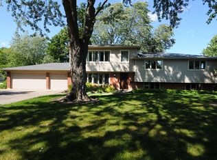 1313 Pam Anne Dr, Glenview, IL