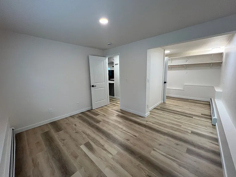 Locust312 (**CW-KS) — Photo 10