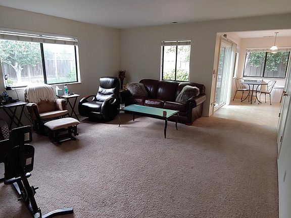4th image of 16397 E La Chiquita Ave