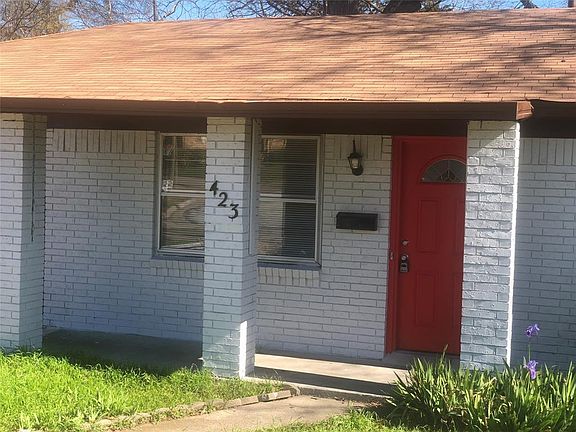 3rd image of 423 E Cherry Cir