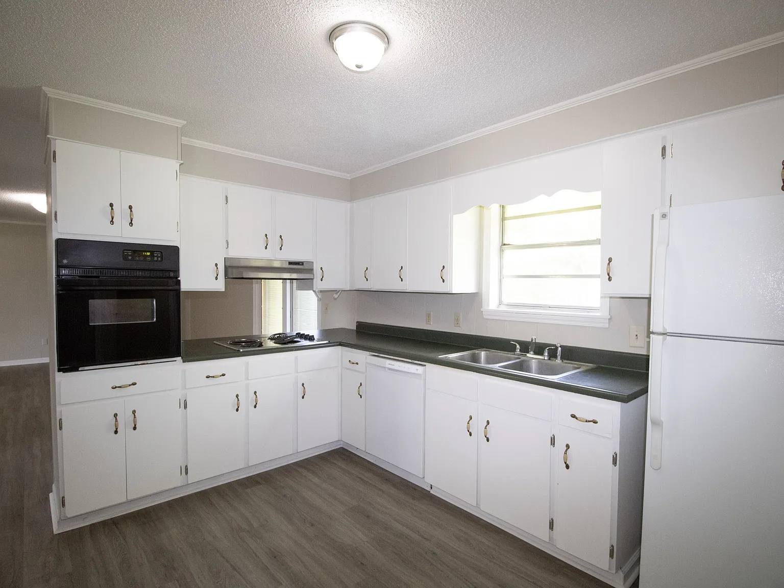 217 Allenwood Drive - 1 — Photo 2