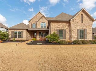 365 Stornaway Dr, Jackson, TN 38305