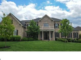 24 Goldfinch Cir, Phoenixville, PA 19460