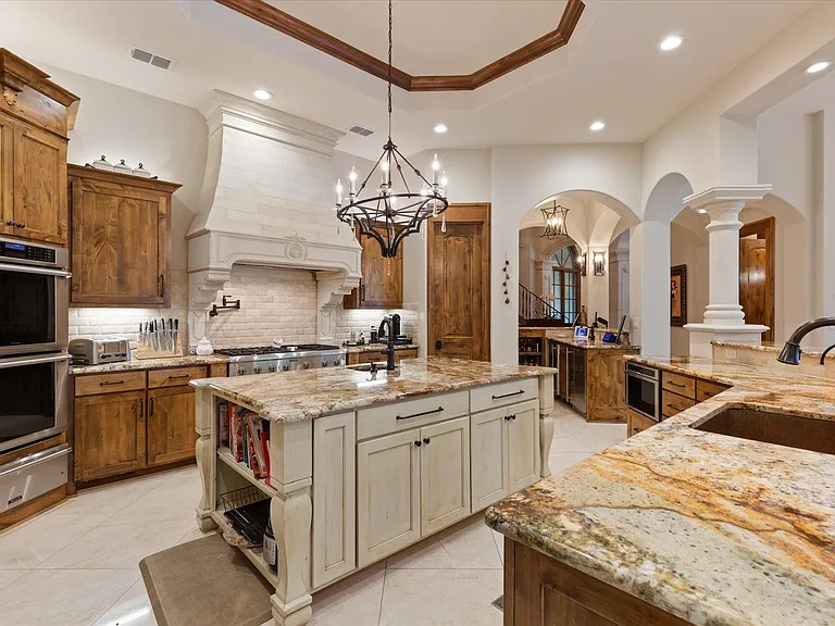 3705 Champions Ridge Ln — Photo 31