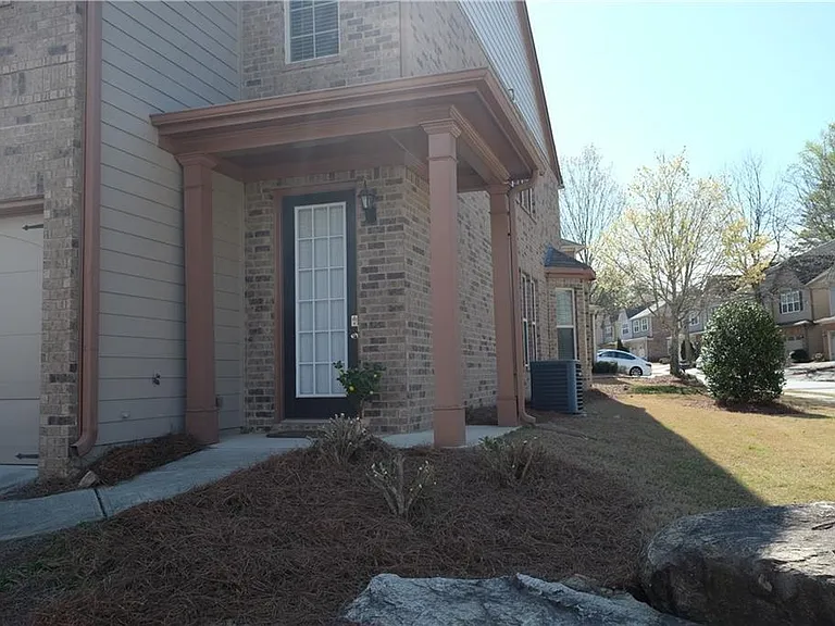 2281 Attewood Dr — Photo 30
