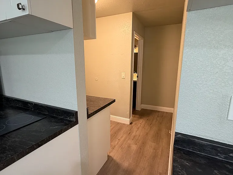 1754 Ironwood Dr — Photo 7